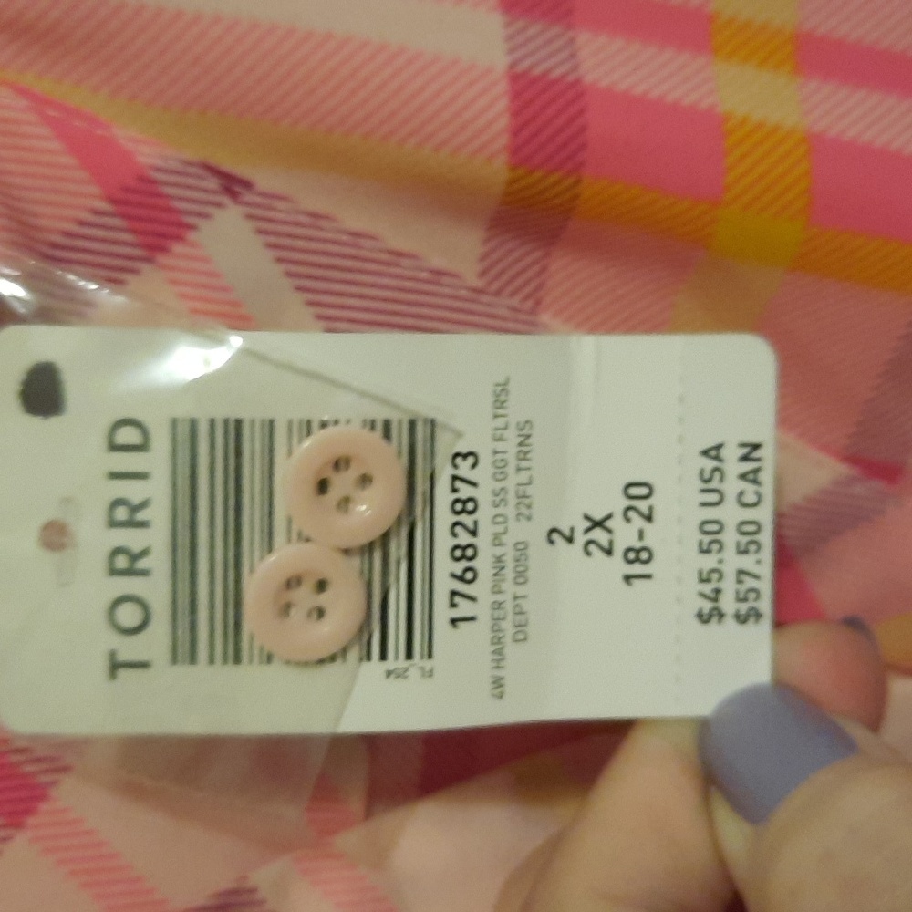 Torrid. size 2.  ( 18-20)  pink plaid top. - Picture 3 of 8